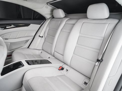 Used 2013 Mercedes-Benz CLS 63 AMG image 44