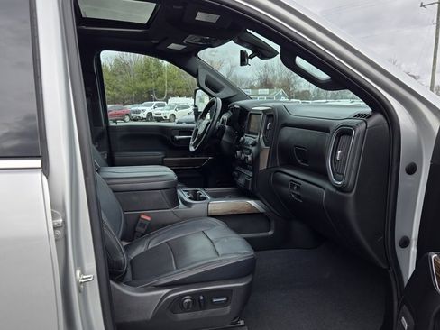 Used 2023 Chevrolet Silverado 2500 High Country w/ Z71 Off-Road Package image 22