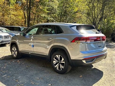New 2026 Volkswagen Atlas Cross Sport SE image 4