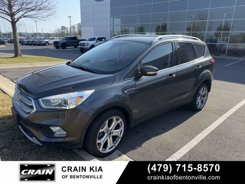 Used 2019 Ford Escape Titanium AWD/4WD image 1