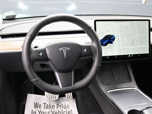 Used 2022 Tesla Model Y Performance image 37