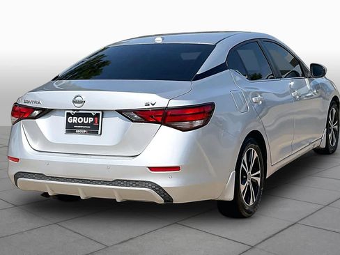 Used 2022 Nissan Sentra SV FWD image 13
