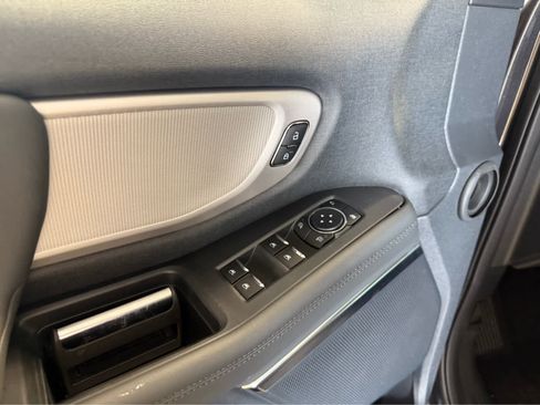 New 2026 Ford Expedition Max Active AWD/4WD image 9