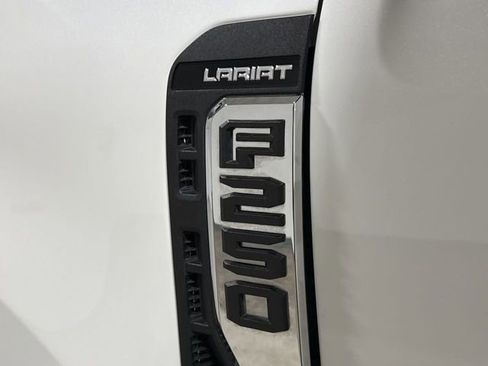 Used 2024 Ford F250 Lariat w/ Chrome Package AWD/4WD image 26