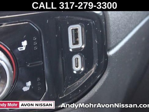 Used 2022 Chevrolet Silverado 1500 RST w/ Z71 Off-Road Package AWD/4WD image 40