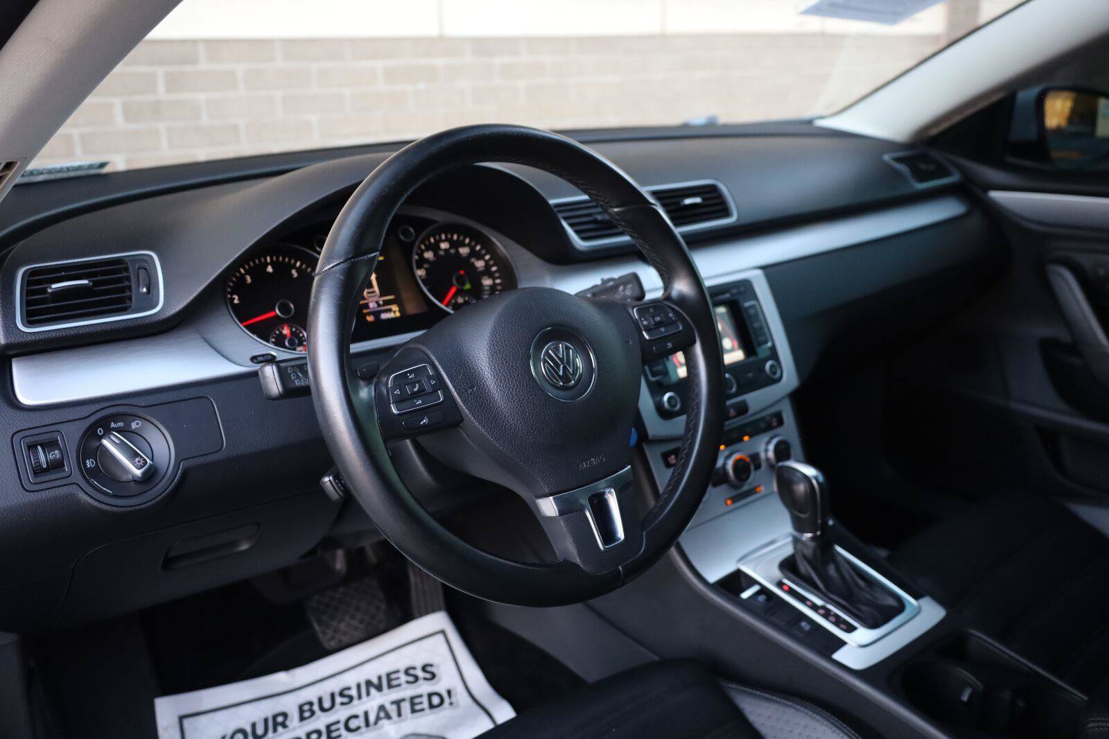 Used 2014 Volkswagen CC R-Line FWD image 16