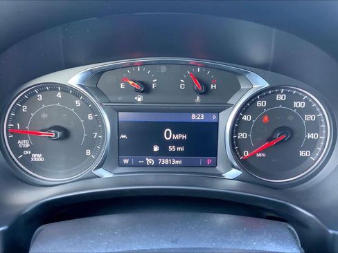 Used 2024 GMC Terrain SLT AWD/4WD image 25