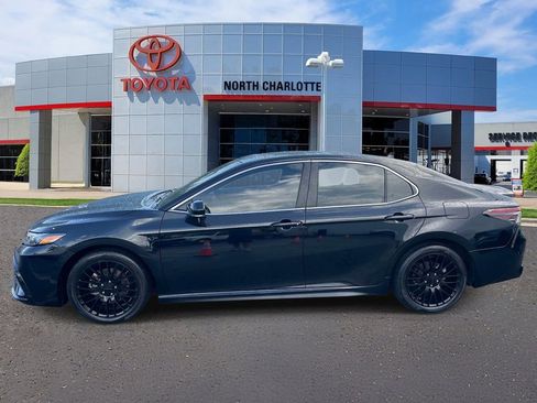 Used 2024 Toyota Camry SE FWD image 7
