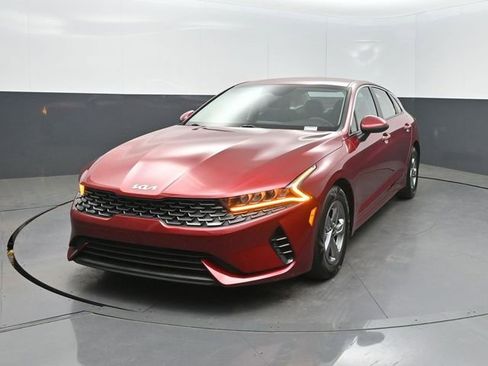 Used 2023 Kia K5 LXS FWD image 1