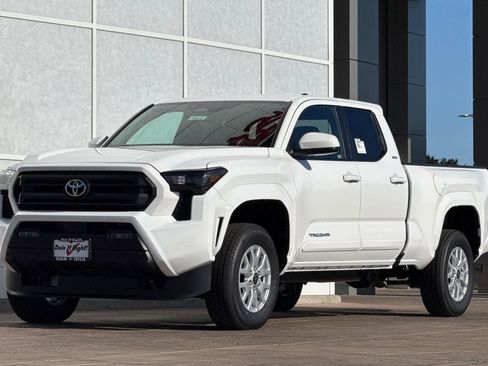 New 2026 Toyota Tacoma SR5 image 8