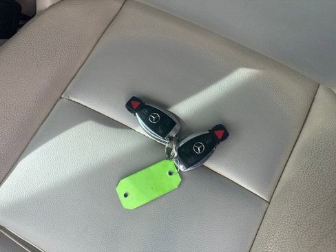 Used 2019 Mercedes-Benz GLA 250 4MATIC image 30