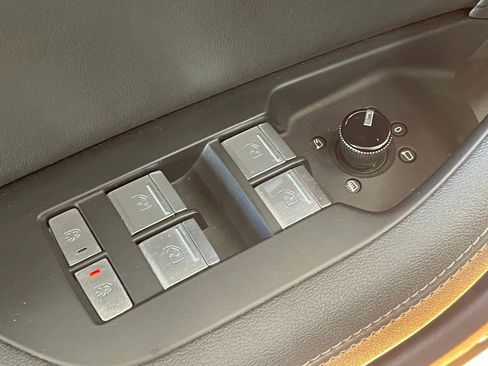 Used 2021 Audi A6 Premium Plus w/ Premium Plus Package image 23