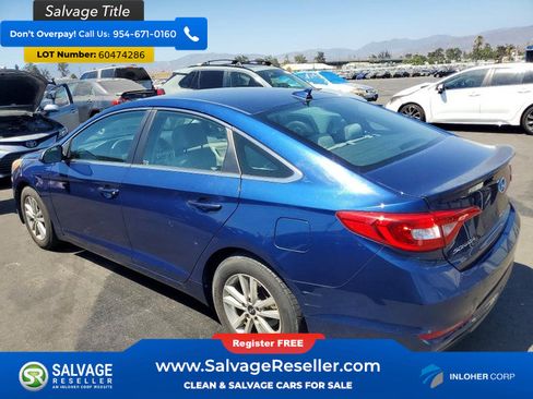 Used 2015 Hyundai Sonata SE w/ Option Group 02 FWD image 3