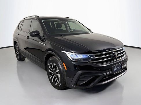 Certified 2023 Volkswagen Tiguan S FWD image 3