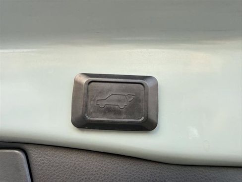 Used 2019 Toyota RAV4 XLE AWD/4WD image 20