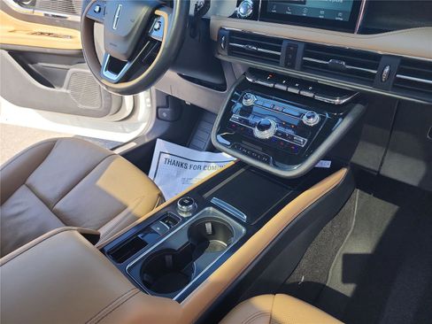 Used 2022 Lincoln Corsair Reserve FWD image 28