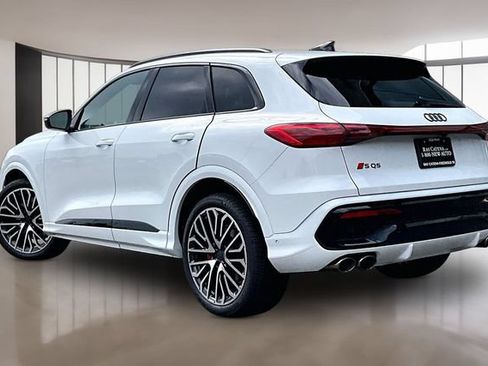 New 2026 Audi SQ5 Premium Plus AWD/4WD image 3