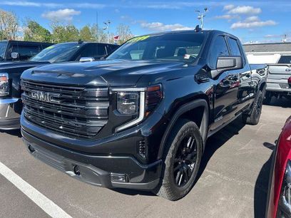 Used 2023 GMC Sierra 1500 Elevation