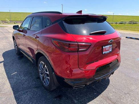 Used 2023 Chevrolet Blazer RS w/ Enhanced Convenience Package AWD/4WD image 15