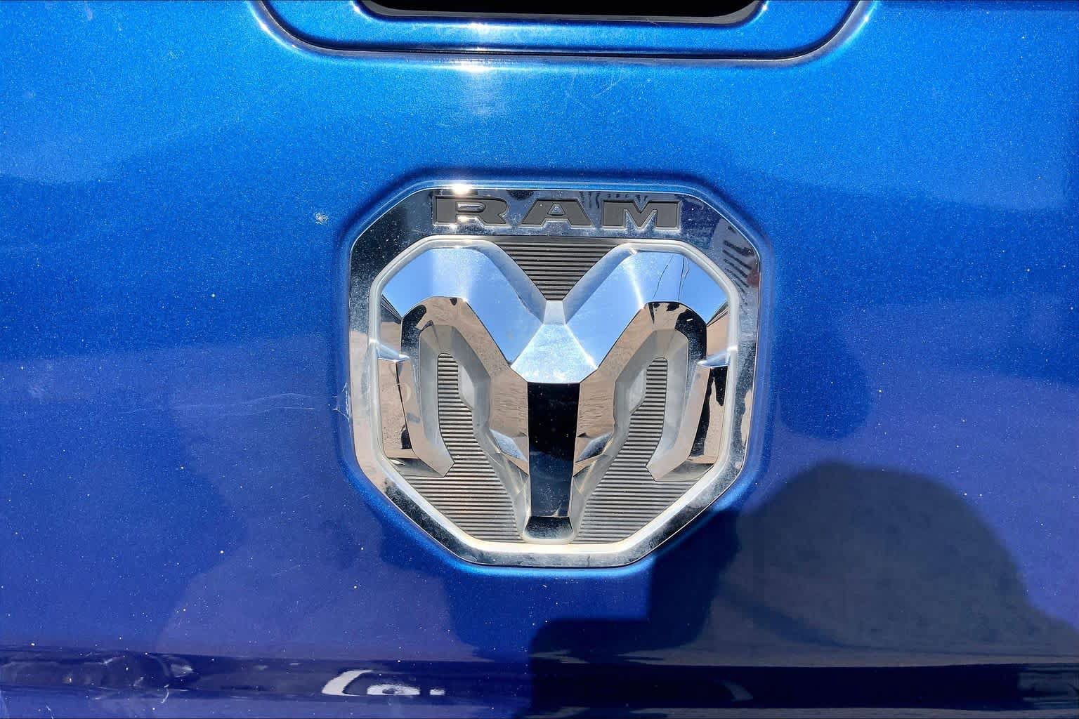 Used 2019 RAM 2500 Laramie AWD/4WD image 30