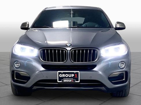 Used 2018 BMW X6 sDrive35i RWD image 3