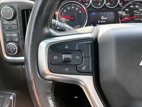 Used 2020 Chevrolet Silverado 1500 LTZ w/ LTZ Convenience Package AWD/4WD image 12
