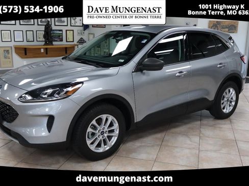 Used 2022 Ford Escape SE AWD/4WD image 1