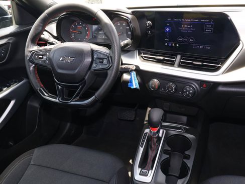 Used 2026 Chevrolet Trax RS w/ Driver Confidence Package FWD image 9