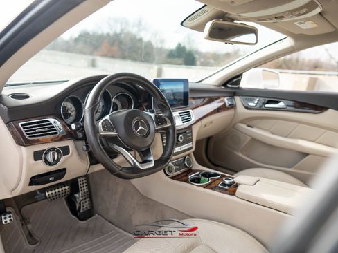 Used 2017 Mercedes-Benz CLS 550 w/ Premium 2 Package image 13