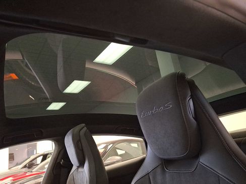Used 2021 Porsche Taycan Turbo S image 15