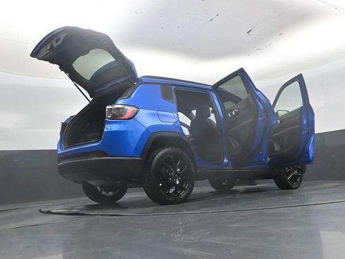 New 2026 Jeep Compass Latitude AWD/4WD image 52