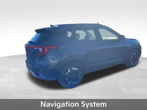 Used 2025 Kia Seltos S AWD/4WD image 8