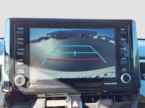 Used 2022 Toyota Corolla Cross LE image 17