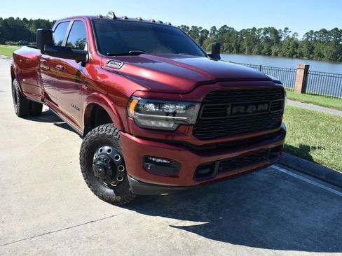 Used 2021 RAM 3500 Limited image 2