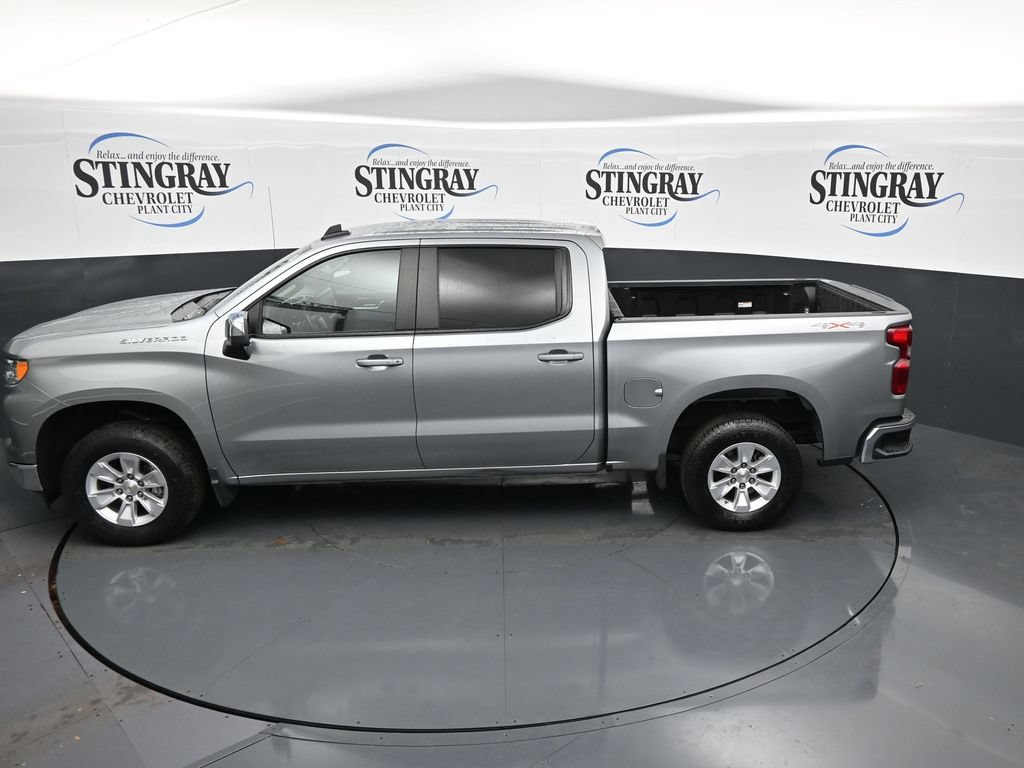 Used 2025 Chevrolet Silverado 1500 LT AWD/4WD image 21