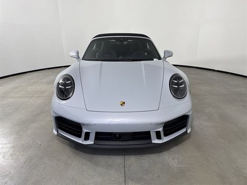 New 2026 Porsche 911 Carrera 4S image 10