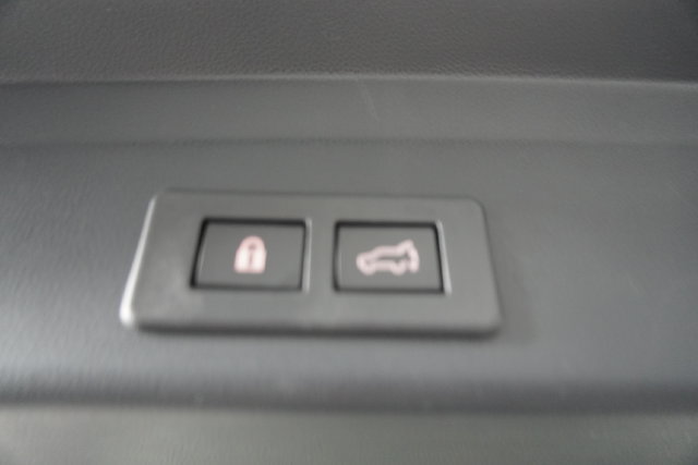 Used 2025 Subaru Ascent Premium AWD/4WD image 38