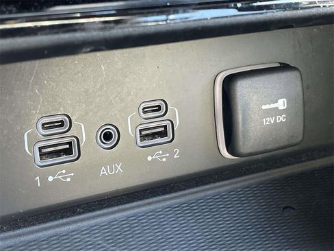 Used 2021 Jeep Grand Cherokee L Laredo image 24