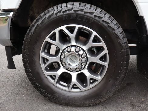 Used 2022 Ford F250 Lariat w/ Lariat Ultimate Package AWD/4WD image 41