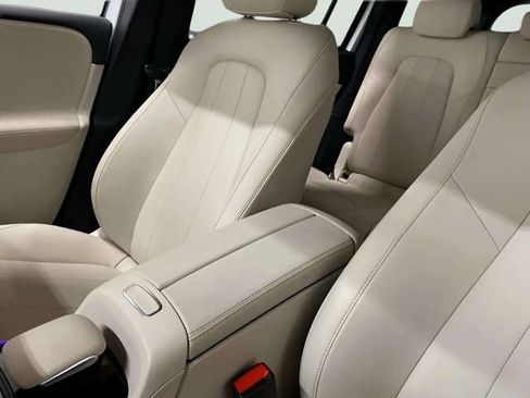 Used 2023 Mercedes-Benz EQB 300 4MATIC w/ Exclusive Package image 58