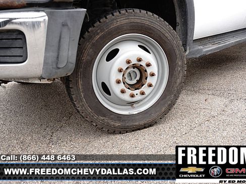 Used 2015 Ford F550 4x4 Crew Cab Super Duty image 37