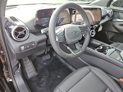 New 2026 Chevrolet Blazer EV LT image 10