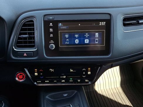 Used 2021 Honda HR-V EX-L image 15