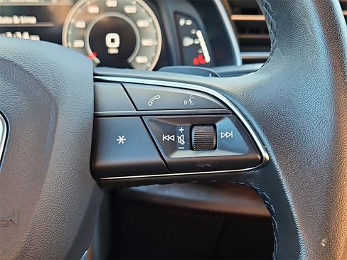 Certified 2023 Audi Q8 Premium Plus w/ Premium Plus Package image 29