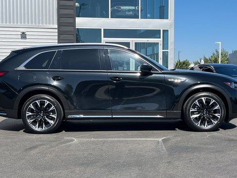 Certified 2024 MAZDA CX-90 Plug-In Hybrid w/ Premium Plus AWD/4WD image 3
