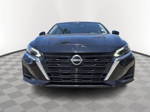 Used 2023 Nissan Altima 2.5 SV AWD/4WD image 8
