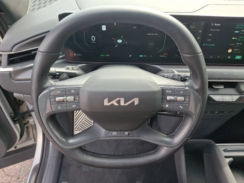 Used 2024 Kia EV9 GT-Line AWD/4WD image 20