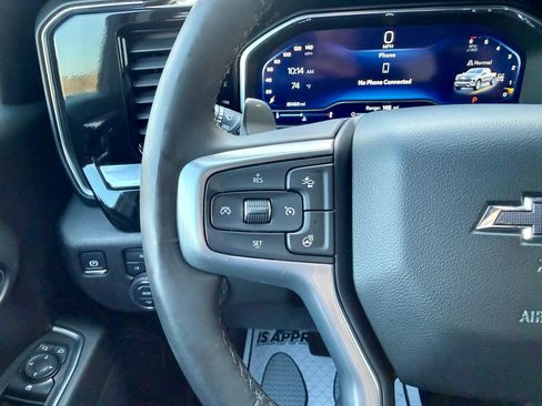 Used 2024 Chevrolet Silverado 1500 RST AWD/4WD image 18