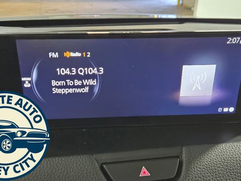 Used 2024 MAZDA CX-90 3.3 Turbo w/ Preferred Plus image 18