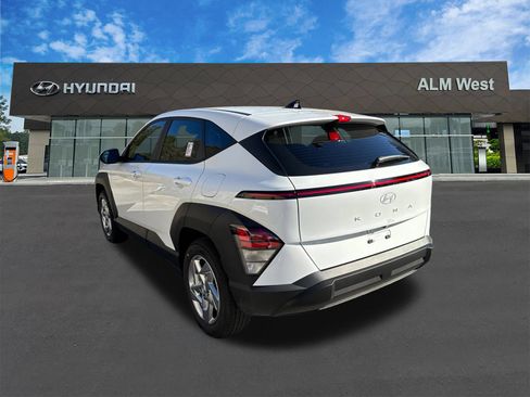 Used 2026 Hyundai Kona SE FWD image 7